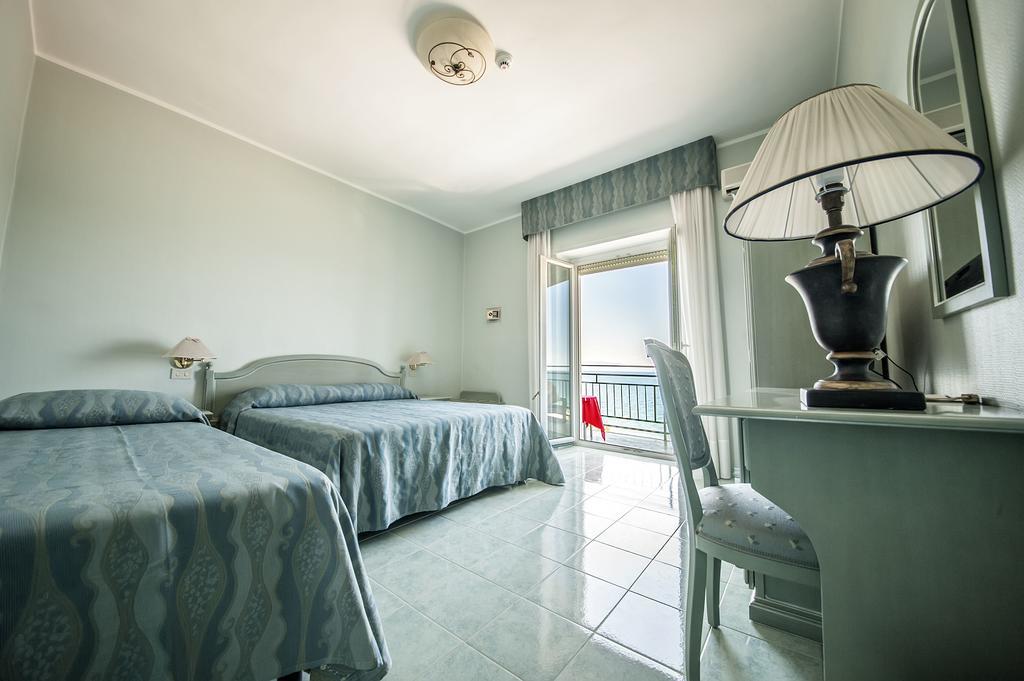 Hotel Murano 로사노 객실 사진